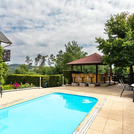 Private Summer House With Swimming Pool, Beach Bar And Pit For Football And Volleyball Hvezdonice Exterior foto